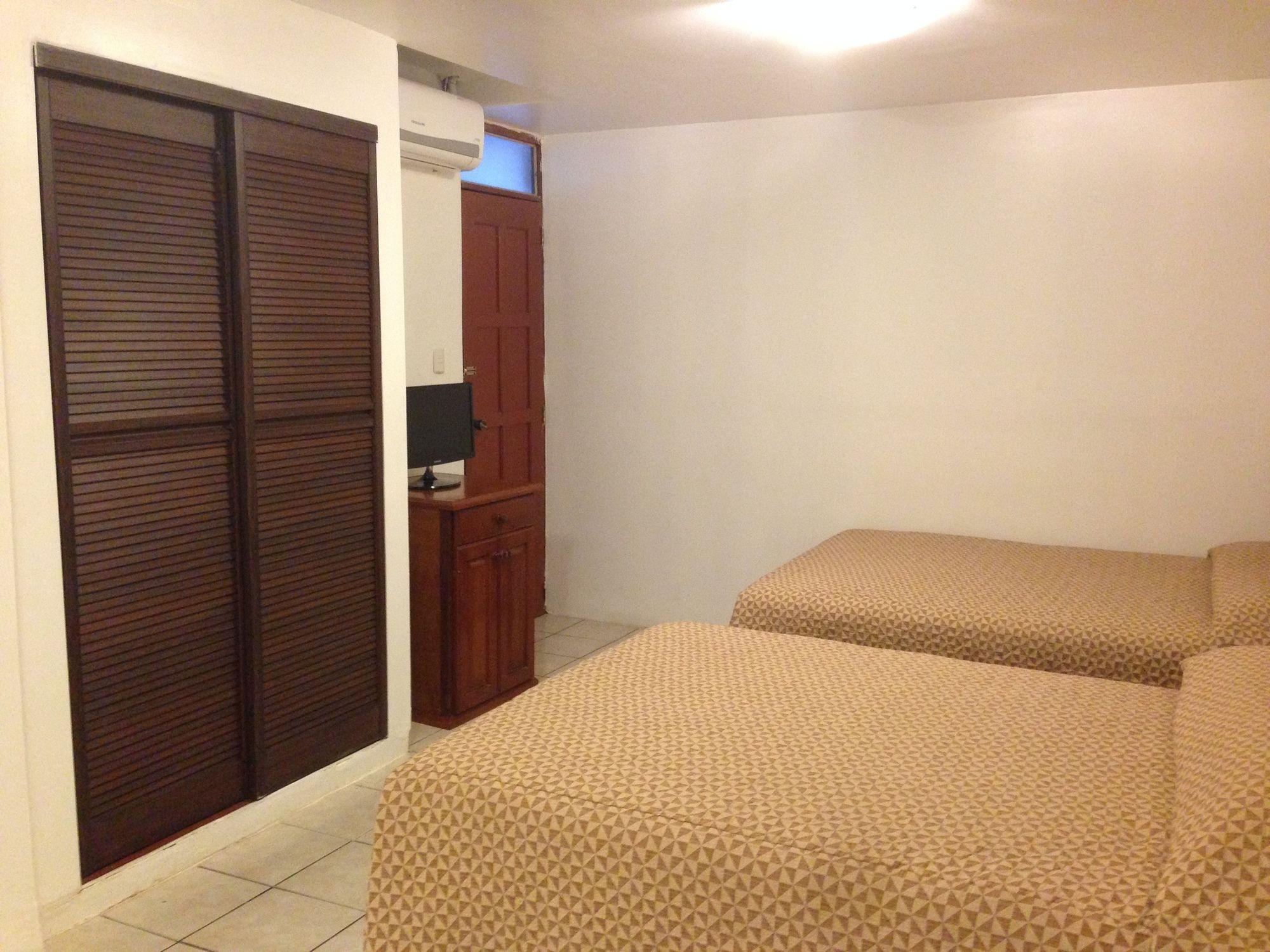 Casa San Juan Bed and Breakfast Managua Exteriör bild