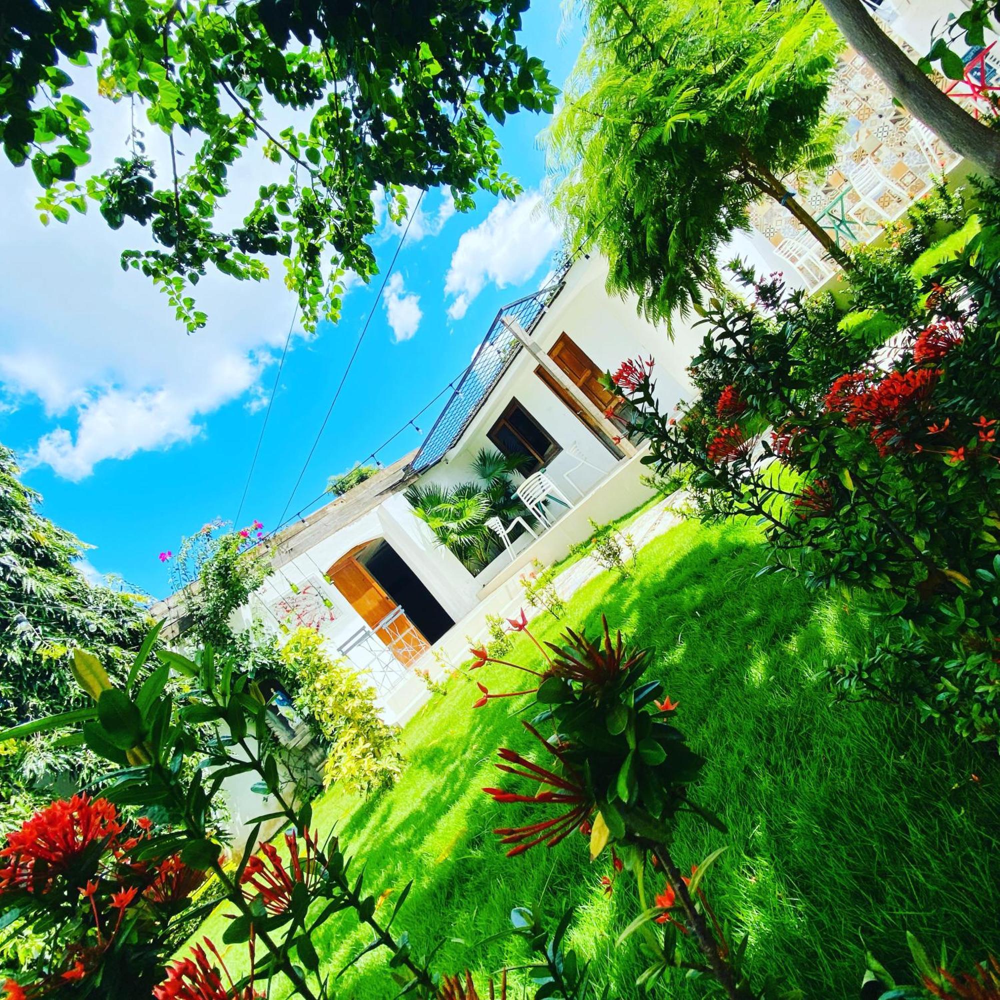 Casa San Juan Bed and Breakfast Managua Exteriör bild